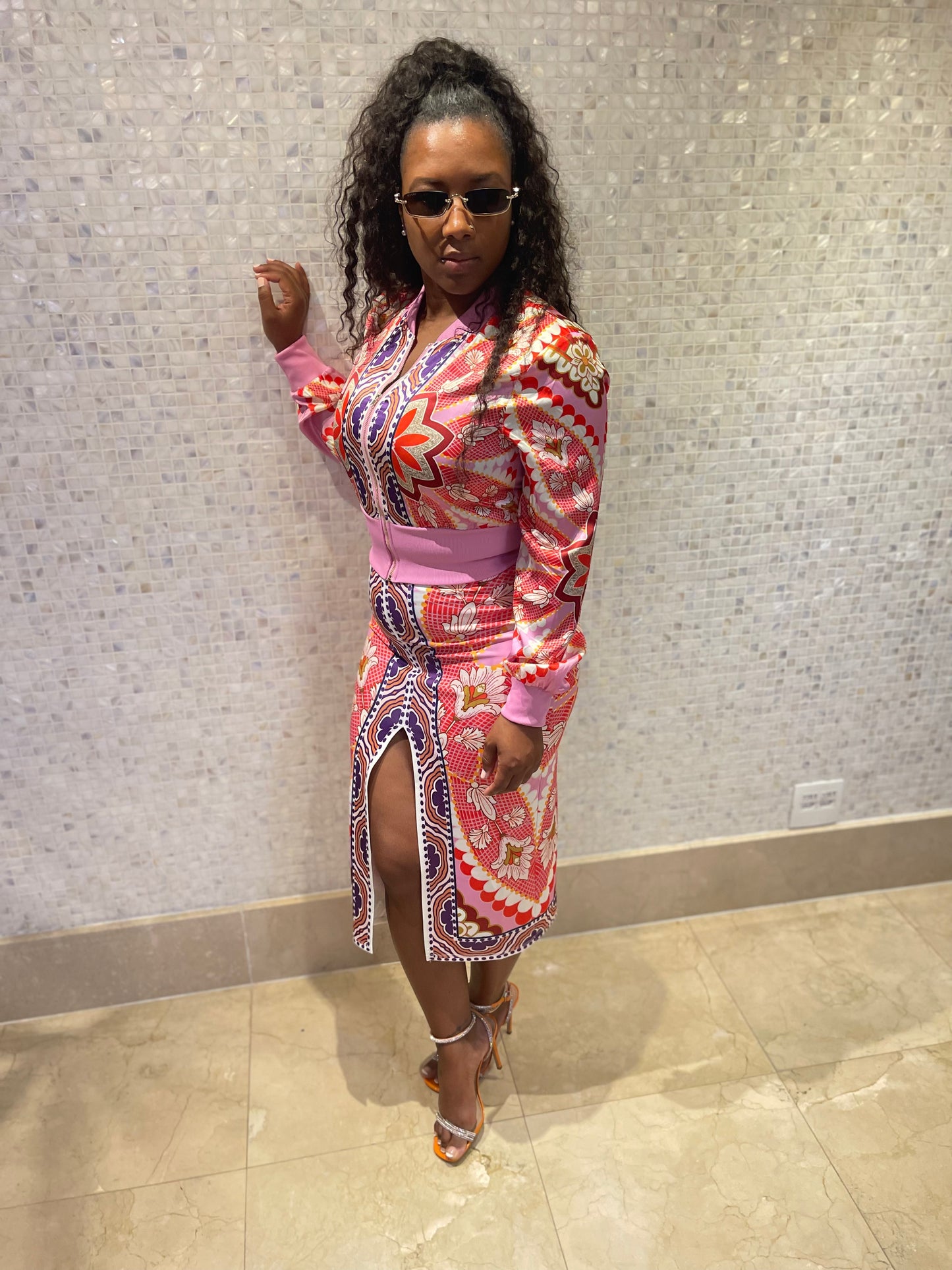 Set the Priority Two Piece Set